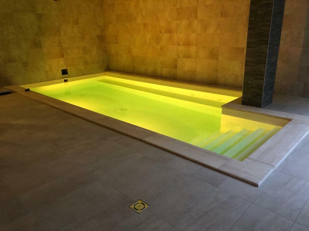 Nice Wellness Apartman Шиофок Экстерьер фото